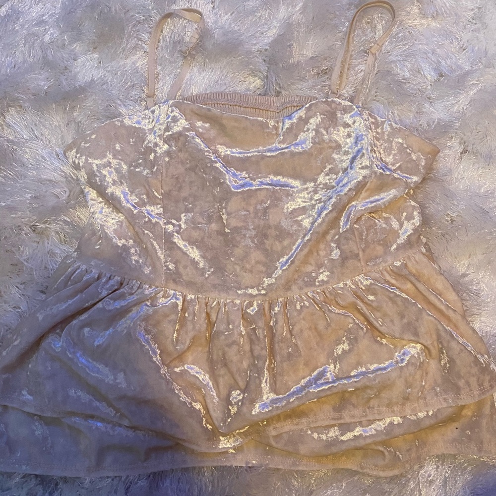 american eagle flowy tank crop top. nwto